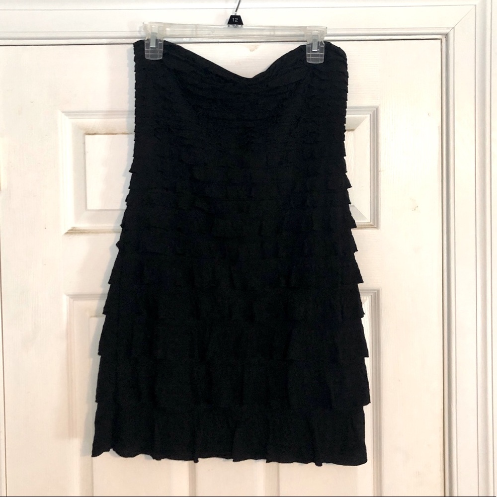Black strapless dress